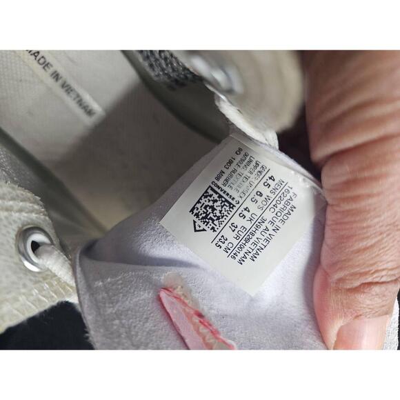 X Converse Chuck 70
"Vulcanized" High-Top Sneakers In White/Clear - Picture 7 of 10